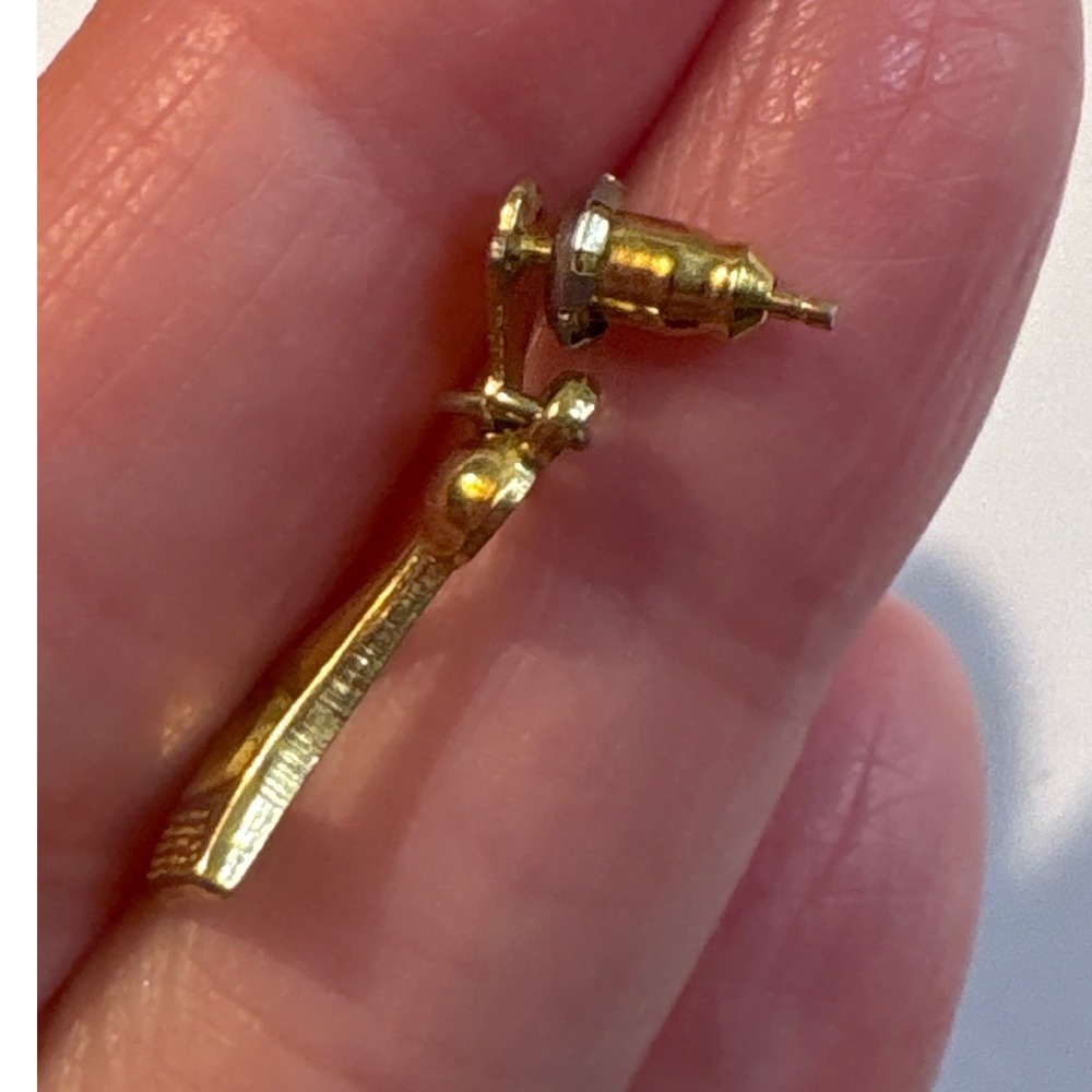 1960s Gold Tone Geometric Open Diamond Drop Dangle Earrings Textured Finish - Picture 3 of 12